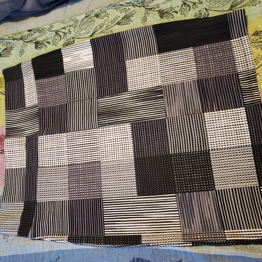 XL Lularoe Cassie Skirt